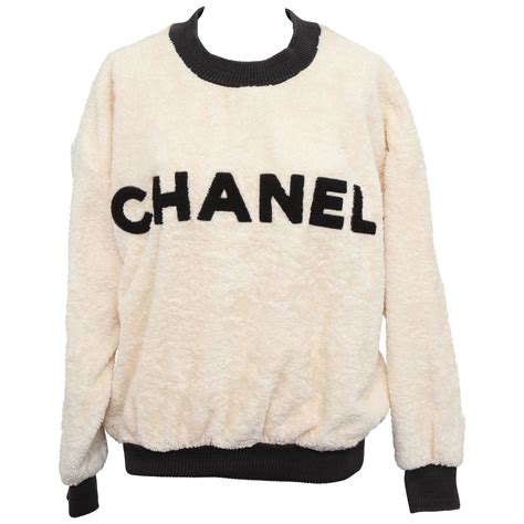 chanel pullover vintage